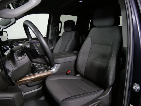 Used 2025 GMC Sierra 1500 Elevation w/ Preferred Package AWD/4WD image 14