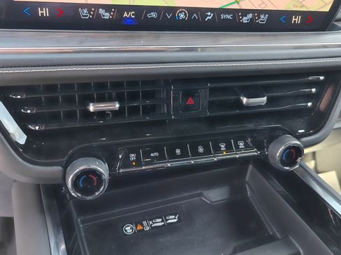 Used 2025 Chevrolet Tahoe Premier image 41