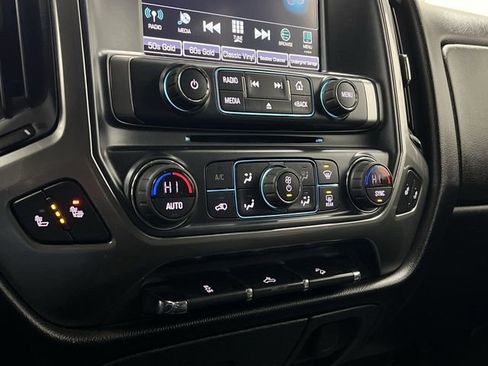Used 2018 Chevrolet Silverado 1500 LT w/ All Star Edition image 16