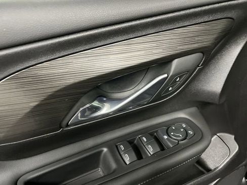 Certified 2024 GMC Terrain SLE w/ Driver Convenience Package image 22