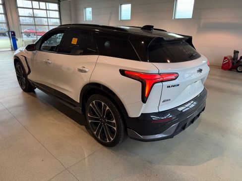 Used 2025 Chevrolet Blazer EV SS w/ LPO, All-Weather Mat Package image 4