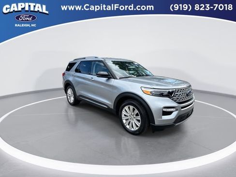 Certified 2022 Ford Explorer Limited w/ Hybrid Equipment Group 310A image 2