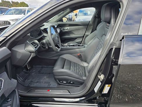 New 2026 Audi S e-tron GT Prestige image 22