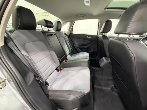 Used 2026 Volkswagen Jetta SE FWD image 27