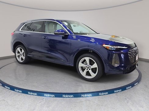New 2025 Audi Q5 Premium Plus AWD/4WD image 4