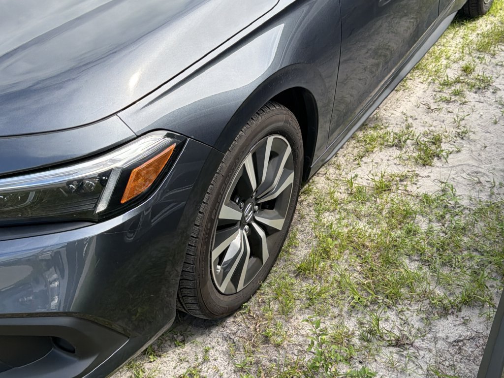 Used 2023 Honda Civic EX-L image 11