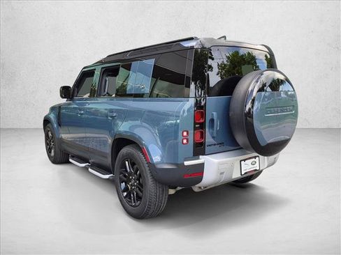 Used 2023 Land Rover Defender 110 SE AWD/4WD image 7