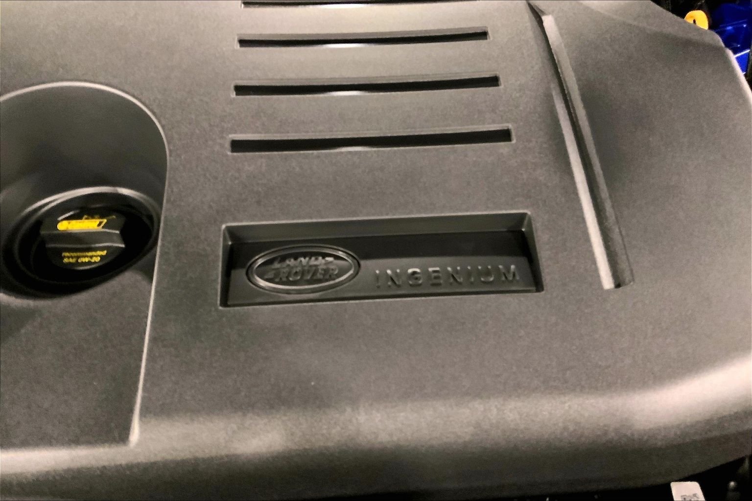 New 2026 Land Rover Range Rover SE AWD/4WD image 17