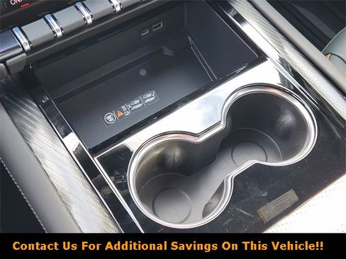 New 2026 GMC Yukon XL AT4 w/ AT4 Premium Package image 15