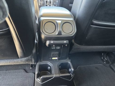 Used 2020 Jeep Gladiator Overland AWD/4WD image 14