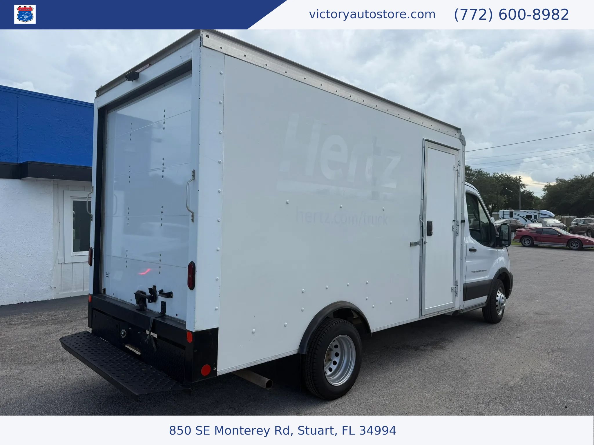 Used 2022 Ford Transit 350 DRW RWD image 8