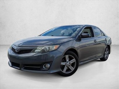 Used 2014 Toyota Camry SE