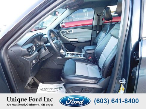 Used 2022 Ford Explorer XLT w/ Equipment Group 202A image 10