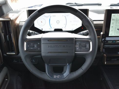 New 2025 GMC Hummer EV 2X image 17