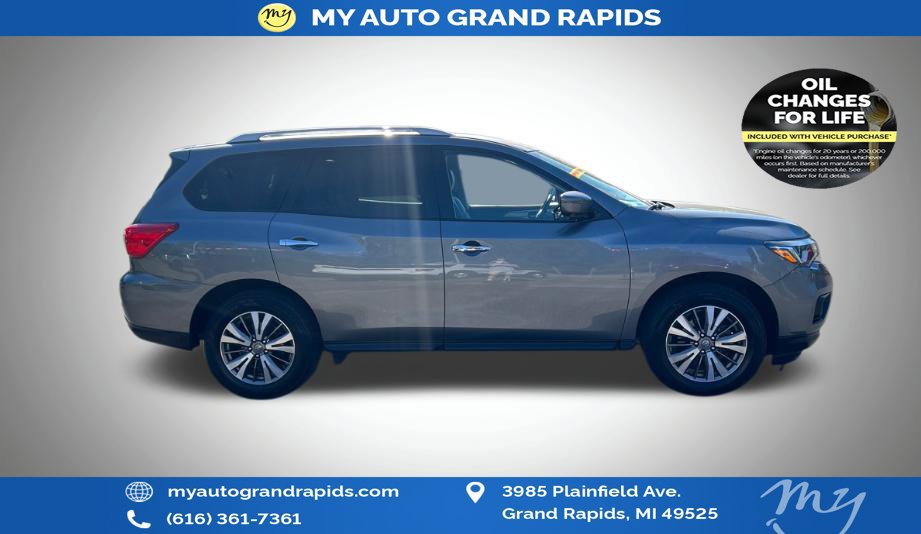 Used 2020 Nissan Pathfinder SL AWD/4WD image 2