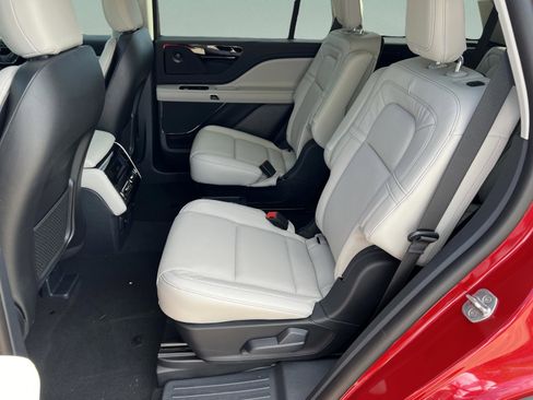 New 2026 Lincoln Aviator Reserve RWD image 25