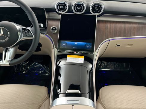 New 2026 Mercedes-Benz GLC 300 4MATIC image 13