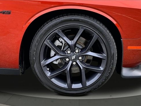 Certified 2023 Dodge Challenger R/T w/ Plus Package image 32