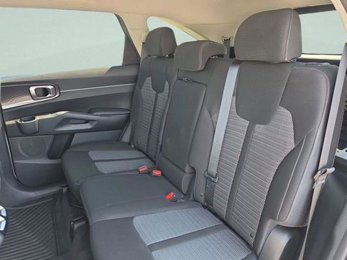 Used 2021 Kia Sorento LX FWD image 26