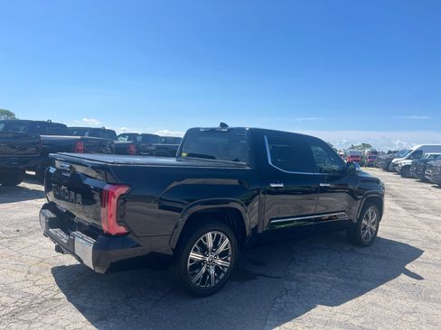 Used 2022 Toyota Tundra Capstone AWD/4WD image 6