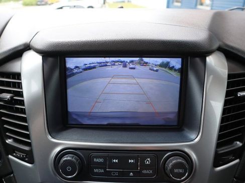 Used 2018 Chevrolet Tahoe Premier AWD/4WD image 13
