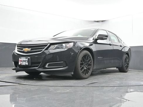 Used 2015 Chevrolet Impala LT FWD image 26