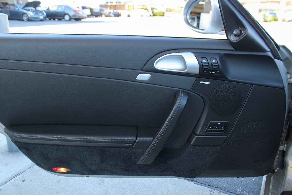 Used 2010 Porsche 911 Carrera S RWD image 39