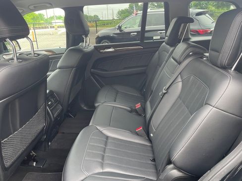 Used 2016 Mercedes-Benz GL 450 4MATIC image 18
