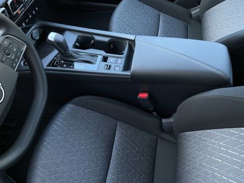 New 2026 Nissan Sentra SV image 32