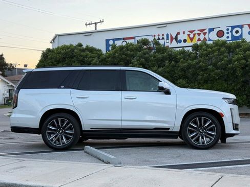 Used 2021 Cadillac Escalade Sport Platinum image 7