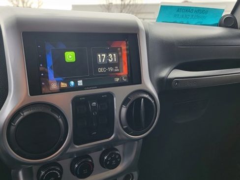 Used 2012 Jeep Wrangler Unlimited Sport image 20