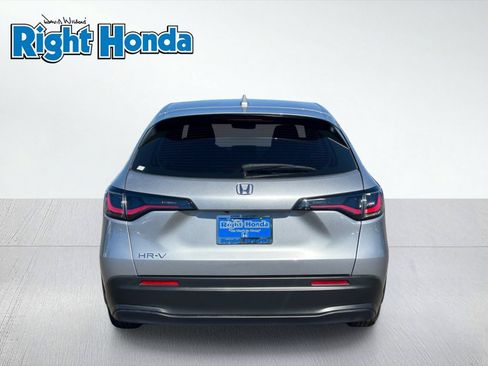 Certified 2025 Honda HR-V LX image 8