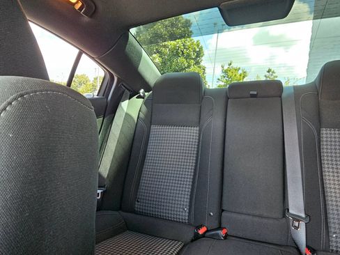 Used 2023 Dodge Charger SXT RWD image 25