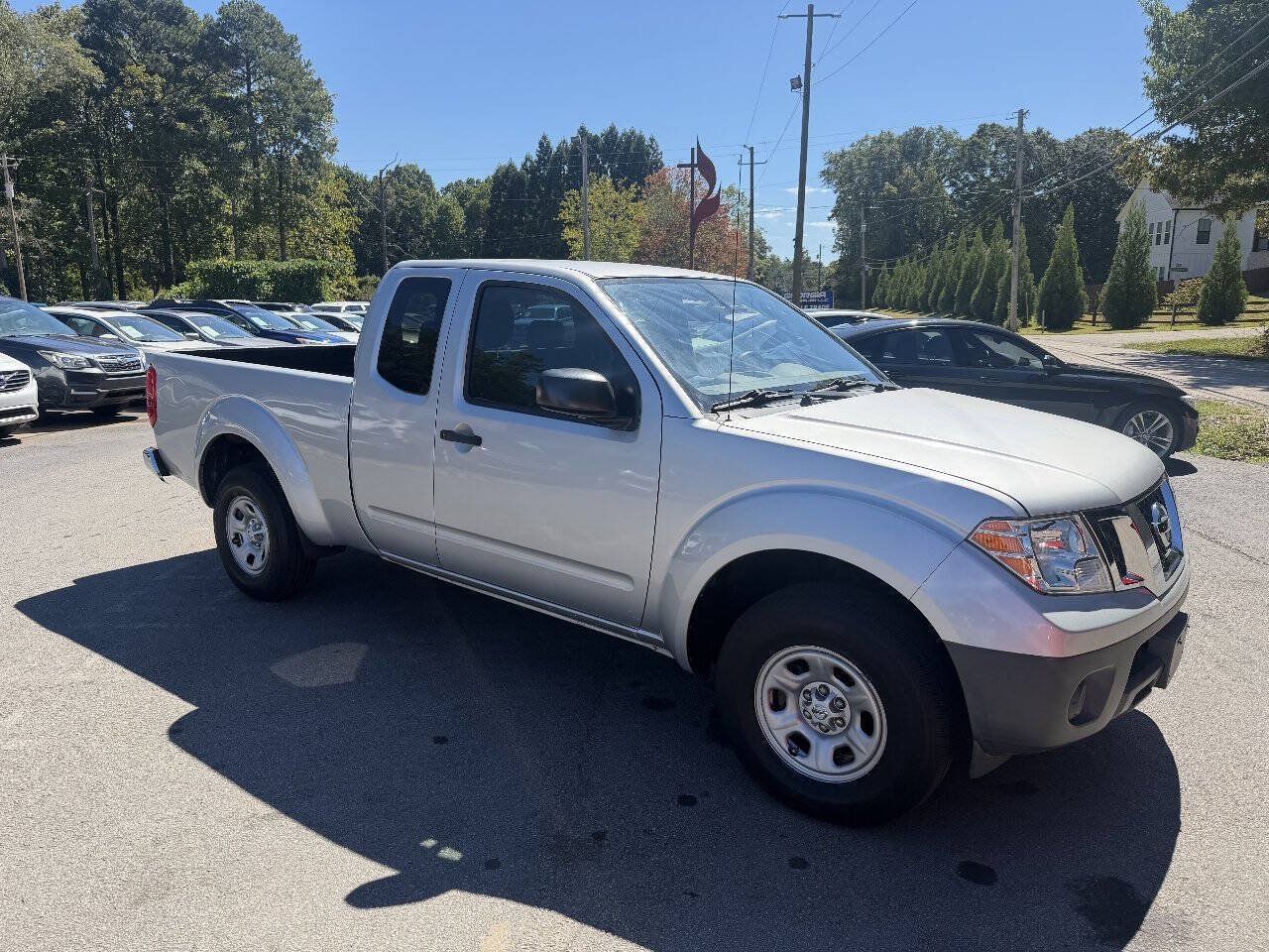 Used 2015 Nissan Frontier S RWD image 3