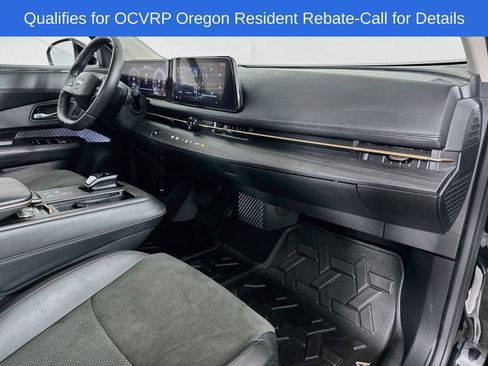 Used 2024 Nissan Ariya AWD image 30