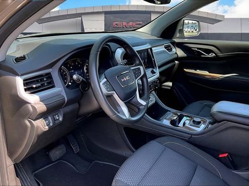 Certified 2023 GMC Acadia SLE image 13