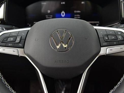 New 2026 Volkswagen Taos S FWD image 17