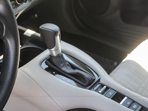 Used 2024 Honda HR-V LX image 26