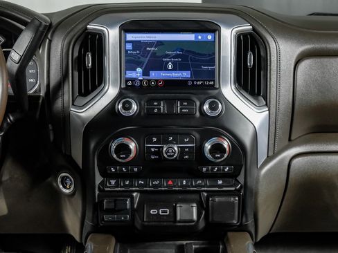 Used 2020 GMC Sierra 3500 SLT w/ SLT Premium Plus Package image 23