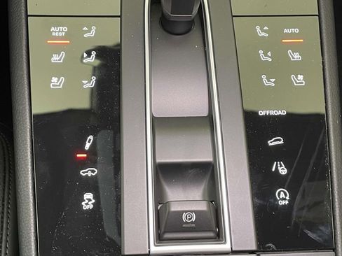 New 2026 Porsche Macan S image 33