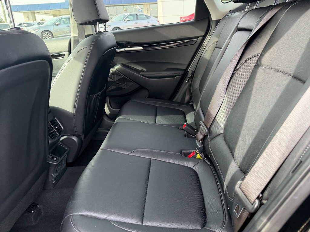 Used 2024 Kia Seltos EX AWD/4WD image 15