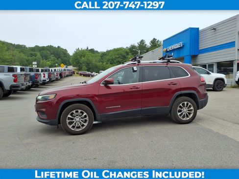 Used 2019 Jeep Cherokee Latitude Plus w/ Comfort/Convenience Group AWD/4WD image 8