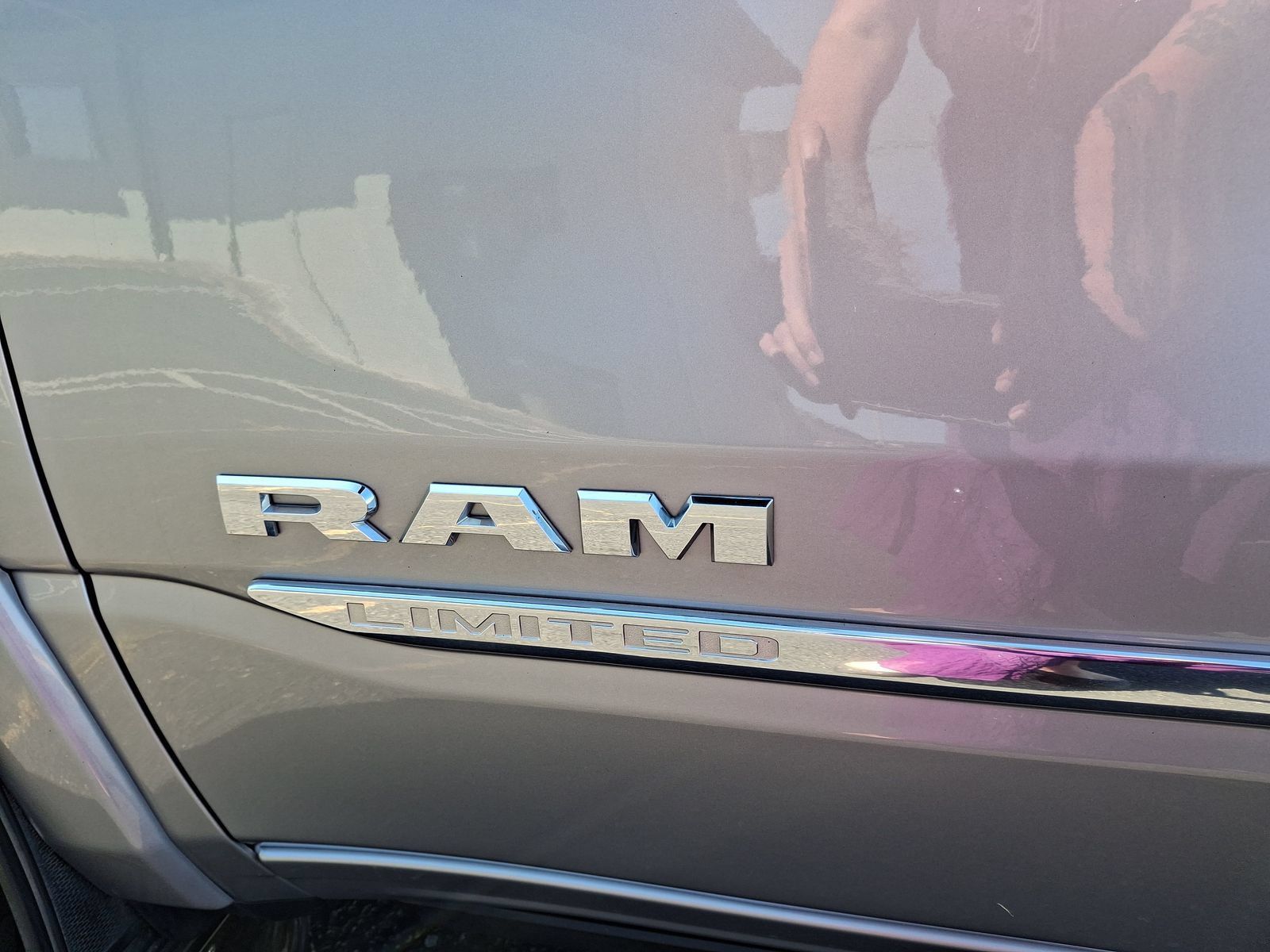 Used 2022 RAM 1500 Limited AWD/4WD image 28