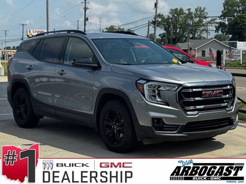 Used 2024 GMC Terrain AT4 AWD/4WD image 1