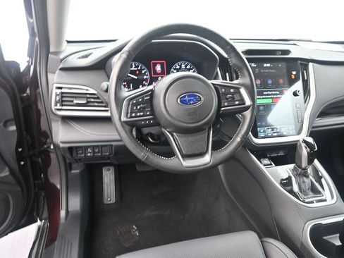 Used 2025 Subaru Outback Limited AWD/4WD image 19