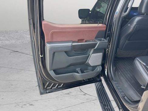 Used 2021 Ford F150 Lariat w/ Equipment Group 502A High image 39