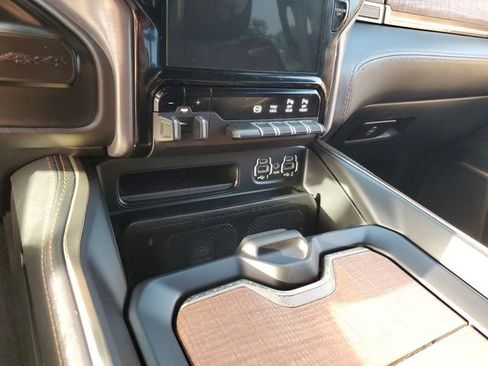 Used 2022 RAM 3500 Limited AWD/4WD image 23