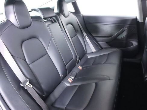 Used 2018 Tesla Model 3 image 40