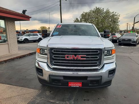 Used 2018 GMC Sierra 2500 2WD Double Cab w/ Sierra Convenience Package image 5