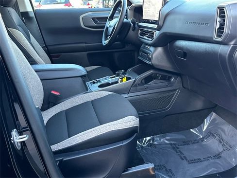Used 2025 Ford Bronco Sport Big Bend image 13